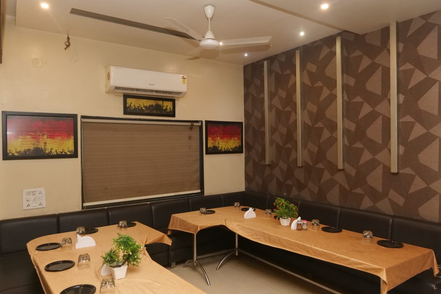 Hotel Manju Executive gallery image 15
