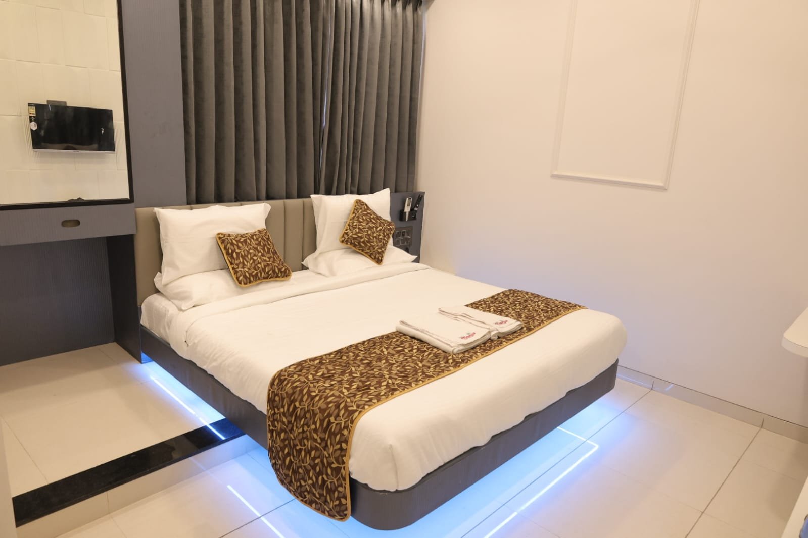Hotel Manju Executive Suite