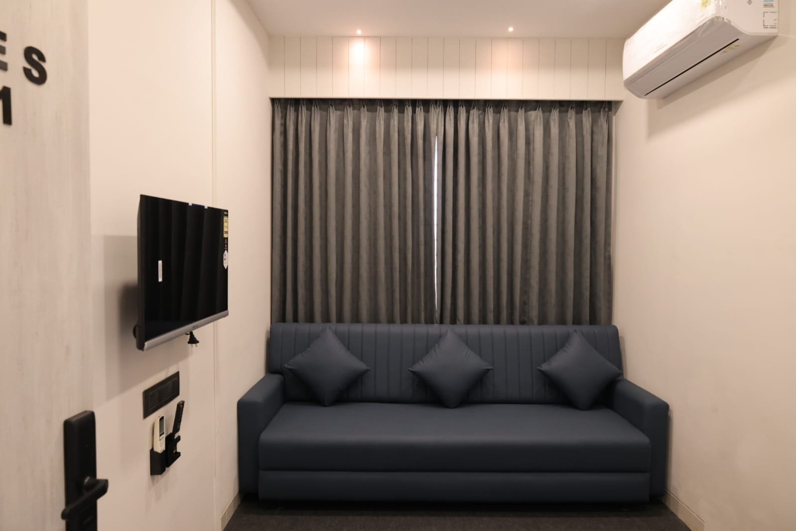 Hotel Manju Executive Suite Interior